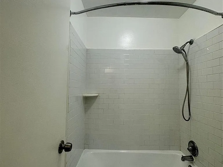 4340 NW 80th Ave — Photo 15