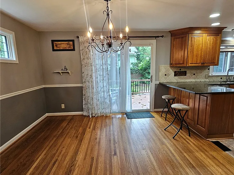 50 Greenview Dr — Photo 17
