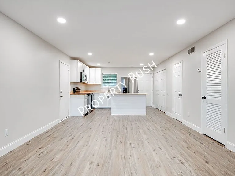2323 Green Forest Dr #A — Photo 5