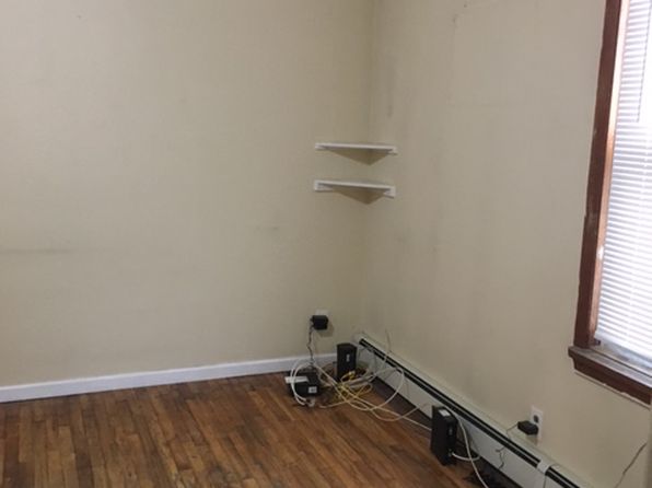 1 Hickory St APT 4, Ellenville, NY 12428