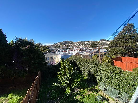3rd image of 1656 Alemany Blvd