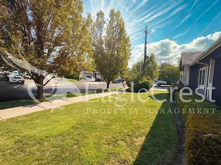 1855 Woodmere Loop — Photo 10