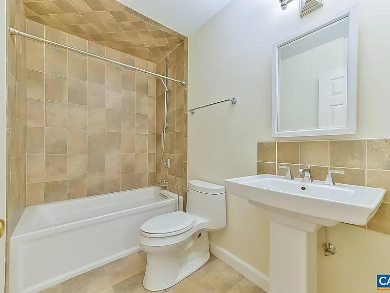 1012 Wildmere Pl — Photo 35