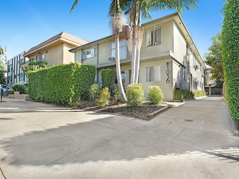 1036 N Laurel Ave #5