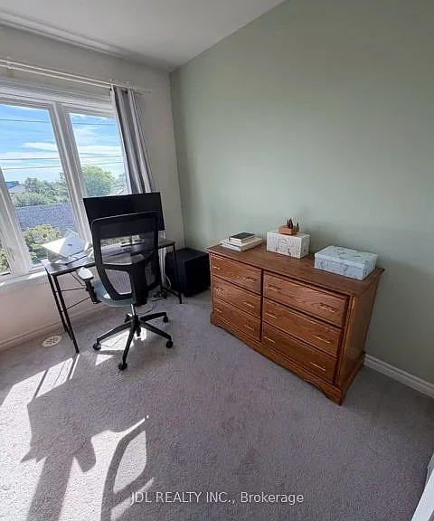 10 Carnation Ave #7 — Photo 11