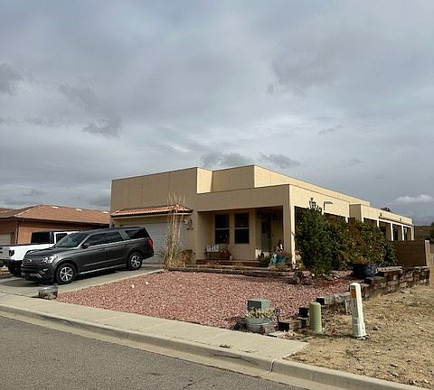 2nd image of 6010 Arroyo Dr