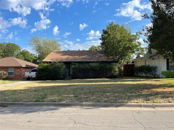 7443 Vallejo Dr, Dallas, TX 75227