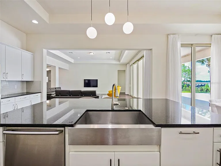 15704 Marina Bay Dr — Photo 26