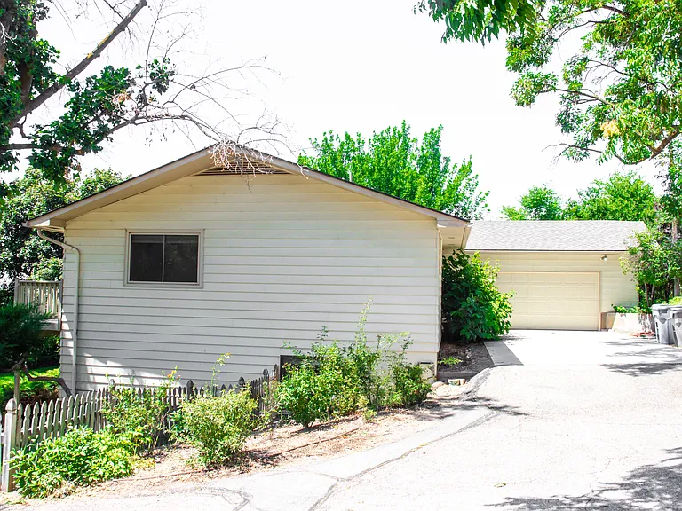 6070 W Hill Rd — Photo 3