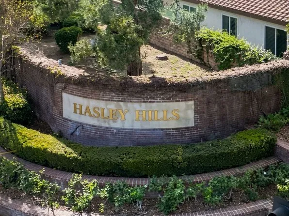 30138 Galbreth Ct, Castaic, CA 91384