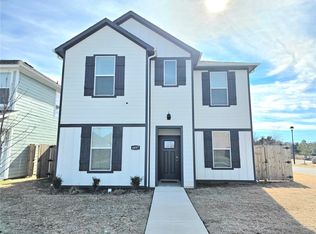 4897 W Triangle St, Fayetteville, AR 72704