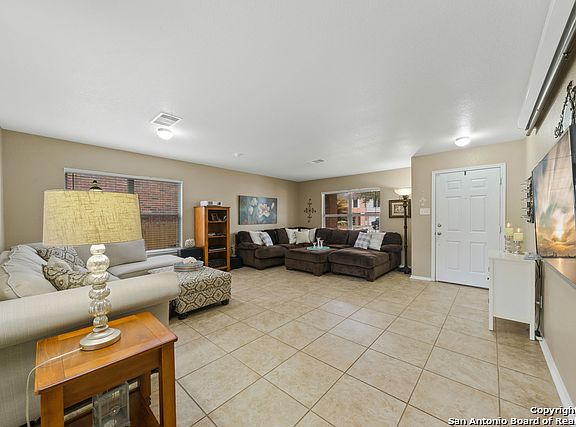 4th image of 6335 Donely Pl