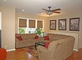 2644 N Emmett St APT 1, Chicago, IL 60647