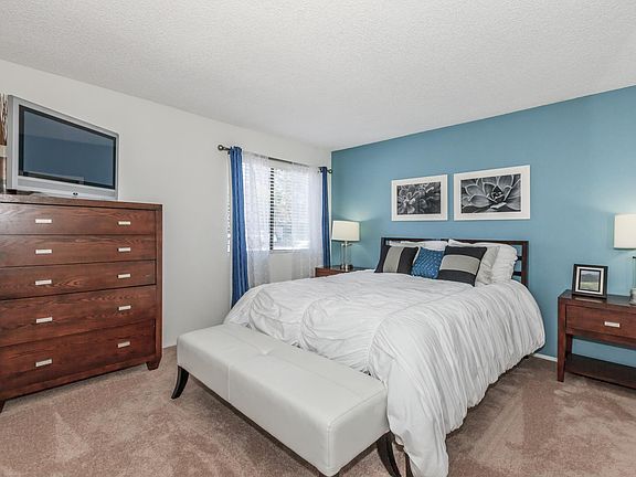 5th image of 9939 Rio San Diego Dr #296