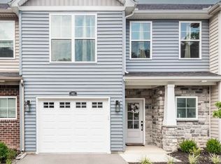 402 Railway Dr, Louisville, KY 40222
