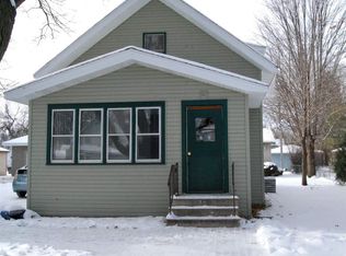 728 2nd Ave SW, Wells, MN 56097