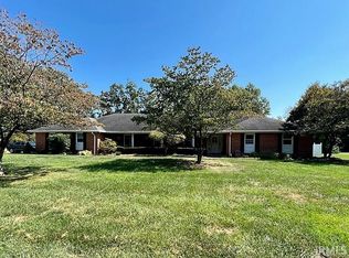 3264 Lakeside Dr, Jasper, IN 47546