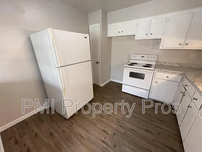 7701 W Hampton Ave #1 — Photo 3