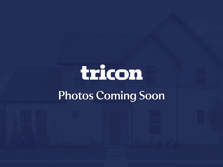 2438 Pine Chase Cir — Photo 1