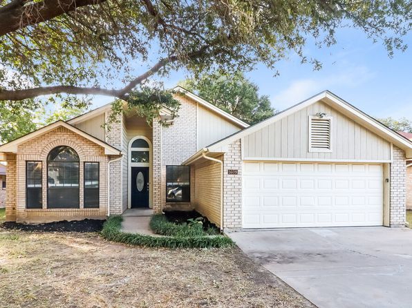 1609 Willow Park Dr