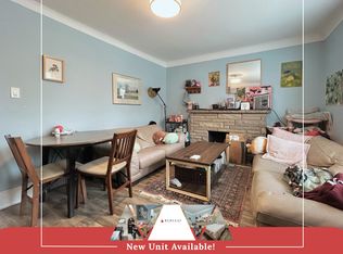 7 Connaught Ave S #8, Hamilton, ON L8M 3C3