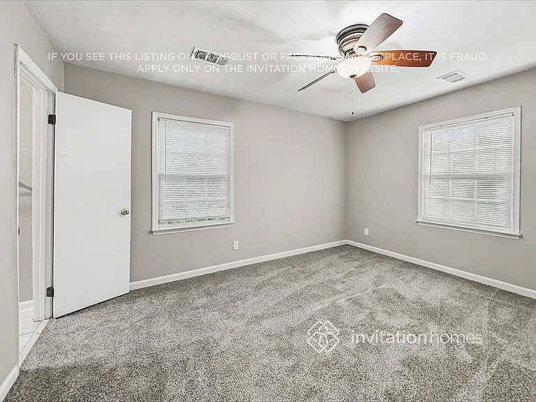 2636 Allyn Way NW — Photo 11