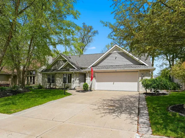 8916 Spring Forest Dr, Fort Wayne, IN 46804