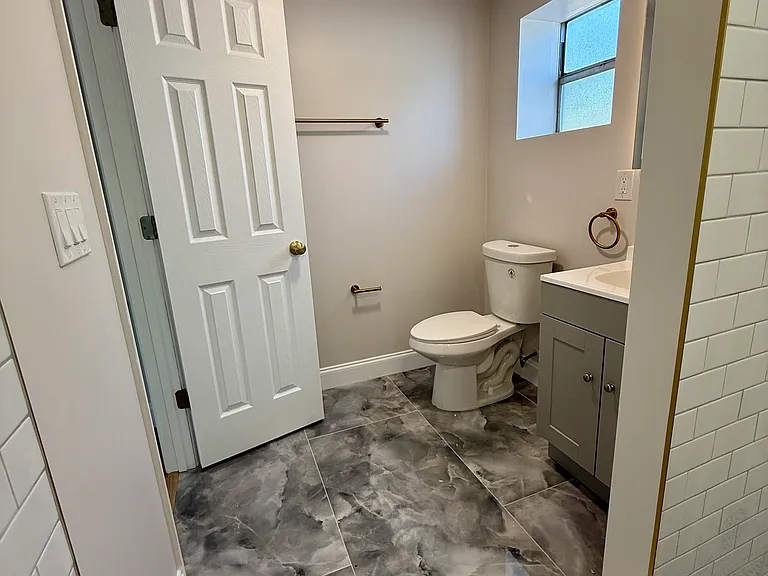 127 Debary Dr — Photo 31