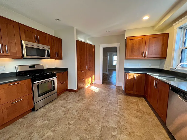 200 Larch Rd #2 — Photo 1