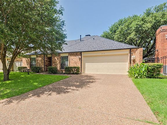 2nd image of 2715 Pinery Ln