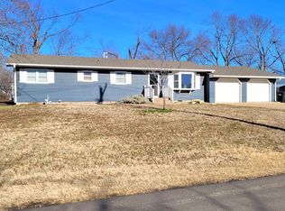 511 E 3rd St, Minneapolis, KS 67467