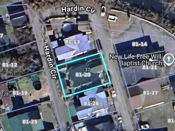 37 Hardin Cir, Logan, WV 25601
