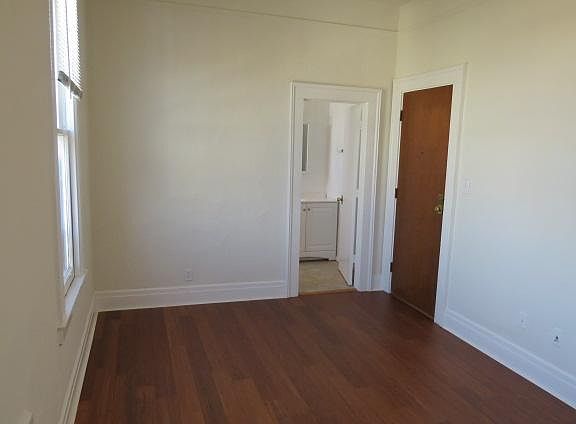 2nd image of 711 22nd St APT 13
