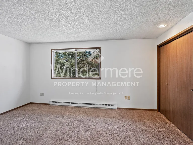 2702 E 31st Ave — Photo 42