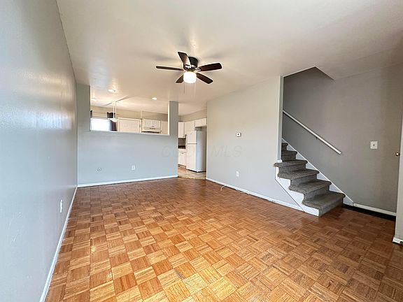 3rd image of 5726 Beechcroft Rd APT J