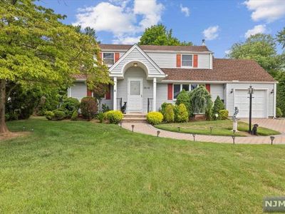 35-15 Lindsay Rd, Fair Lawn, NJ, 07410
