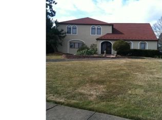 760 Ridge Ln, Warminster, PA 18974