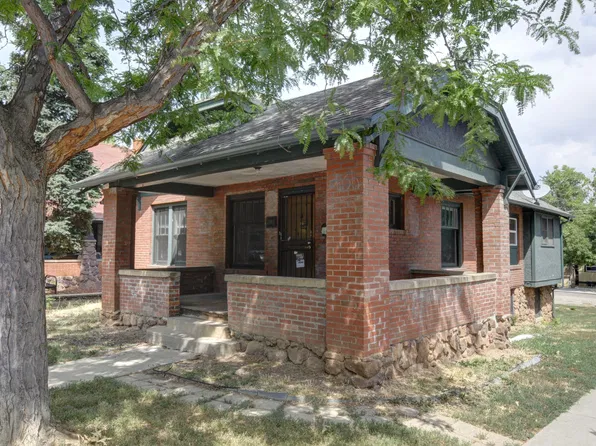 985 Pleasant St