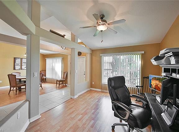 3rd image of 4619 SW 24th Ave