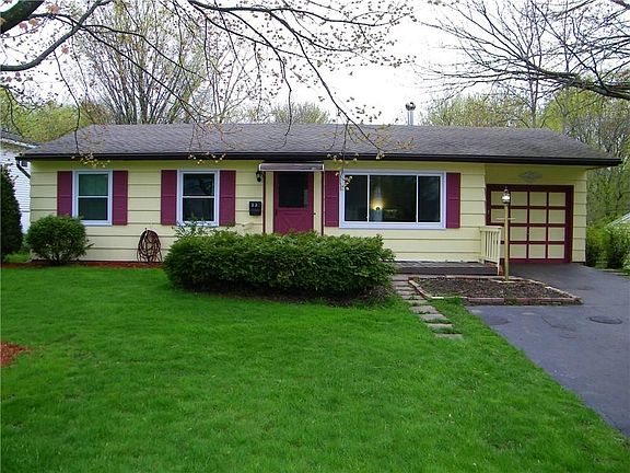 2nd image of 22 Homestead Dr