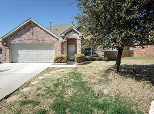 7241 Lindentree Ln, Fort Worth, TX 76137