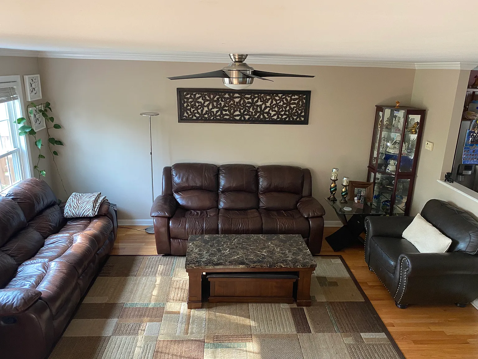 2 bed, 1.5 bath, 1300 sqft, $2,290 — Photo 3