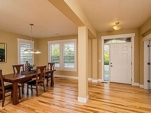 3rd image of 3176 Elmira Ct