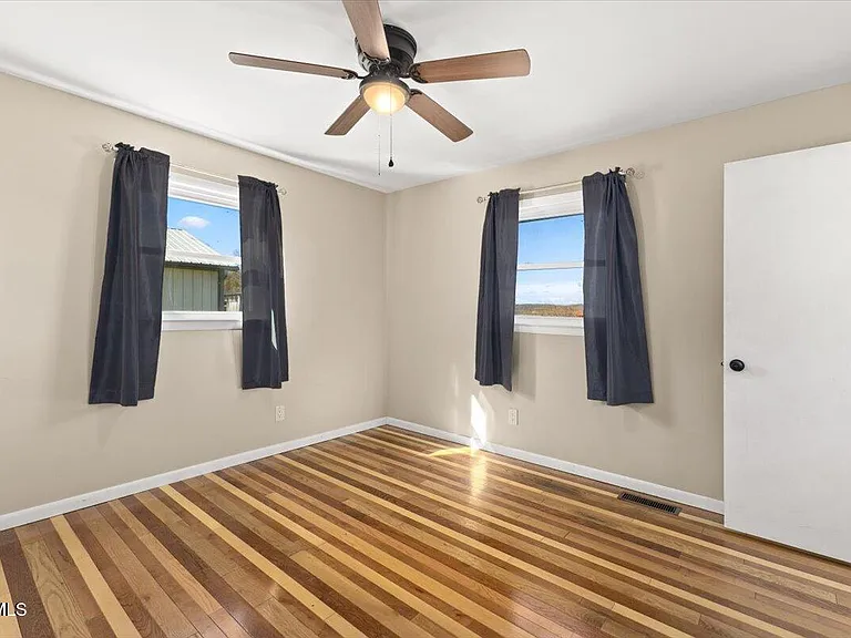 1122 Highway 107 — Photo 19
