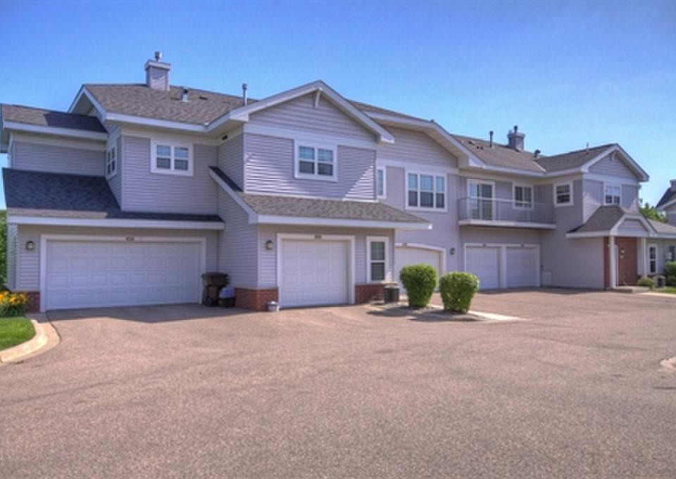 1st image of 3452 Autumn Woods Dr