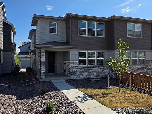 2nd image of 1415 Great Western Drive