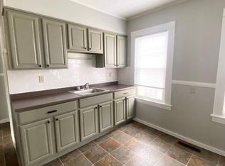 6 Asinof Ave #1, Chicopee, MA 01013