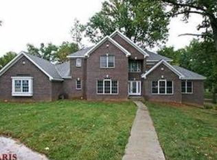 4 Cherri Ln, Saint Louis, MO 63132