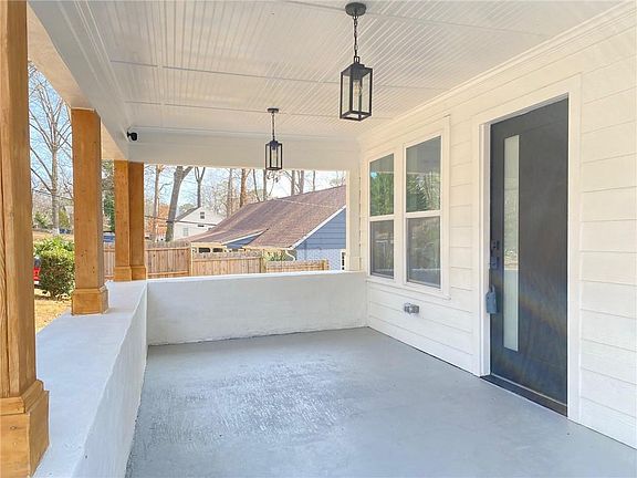 5th image of 2960 Hogan Rd