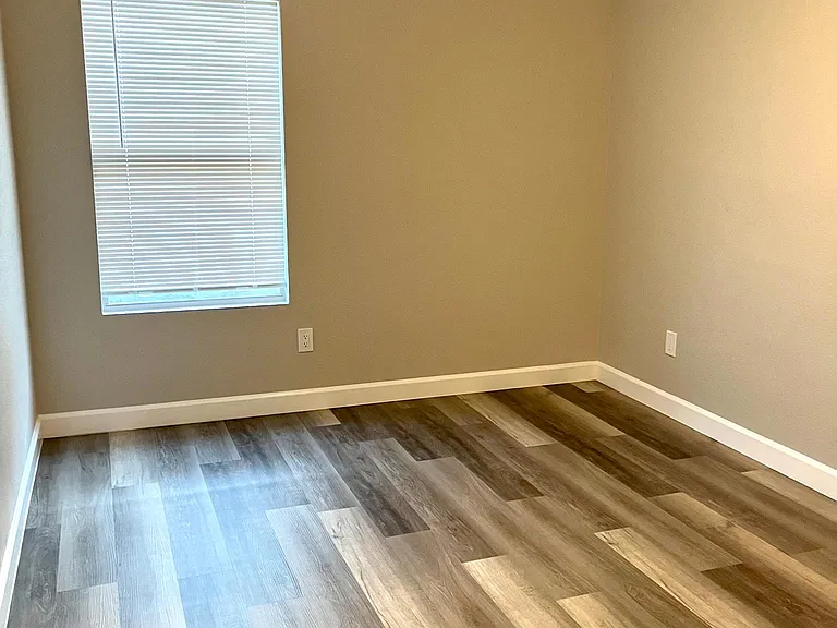 829 Santa Rosa Dr — Photo 10